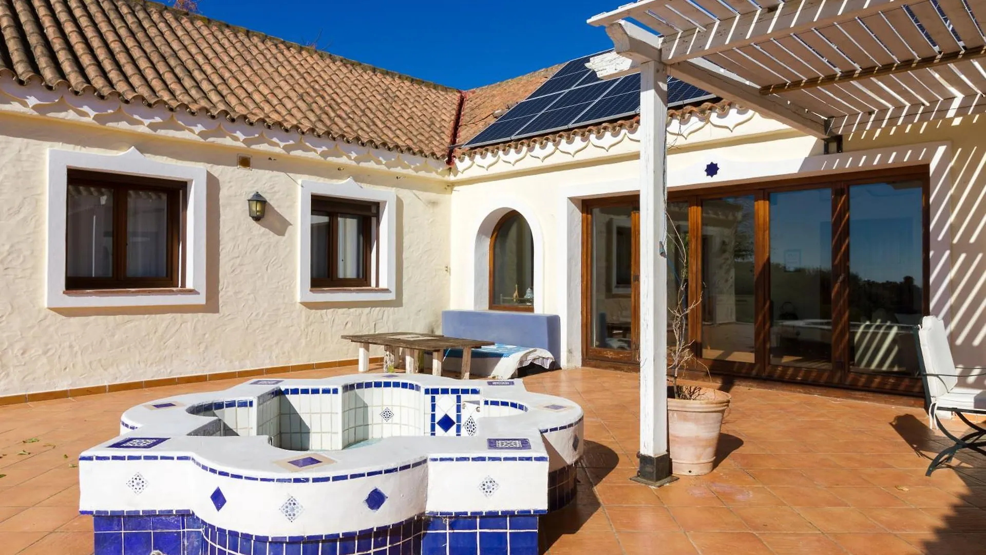 Villa Tarifa Luxury Lodge La Rosa Spanje